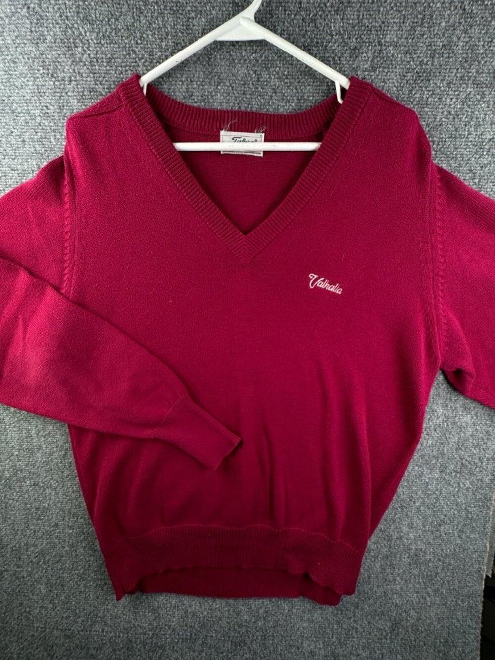 VTG Titleist Corbin V Neck Sweater Red Men's Size Medium Valhalla Louisville